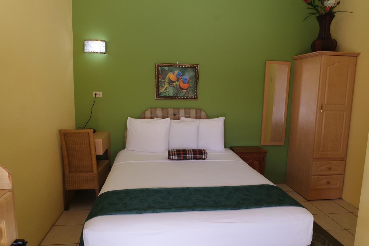 Kiskadee Korner Hotel Port of Spain Екстериор снимка