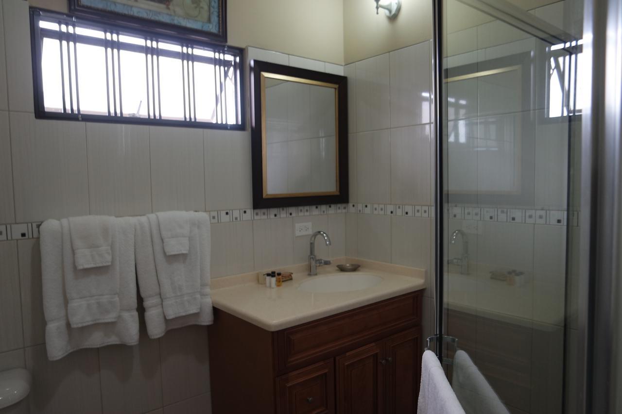 Kiskadee Korner Hotel Port of Spain Екстериор снимка
